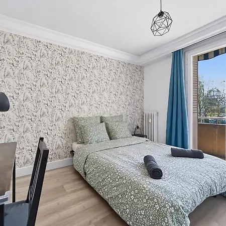 4 Chambres, Balcon Et Ascenseur Apartamento *